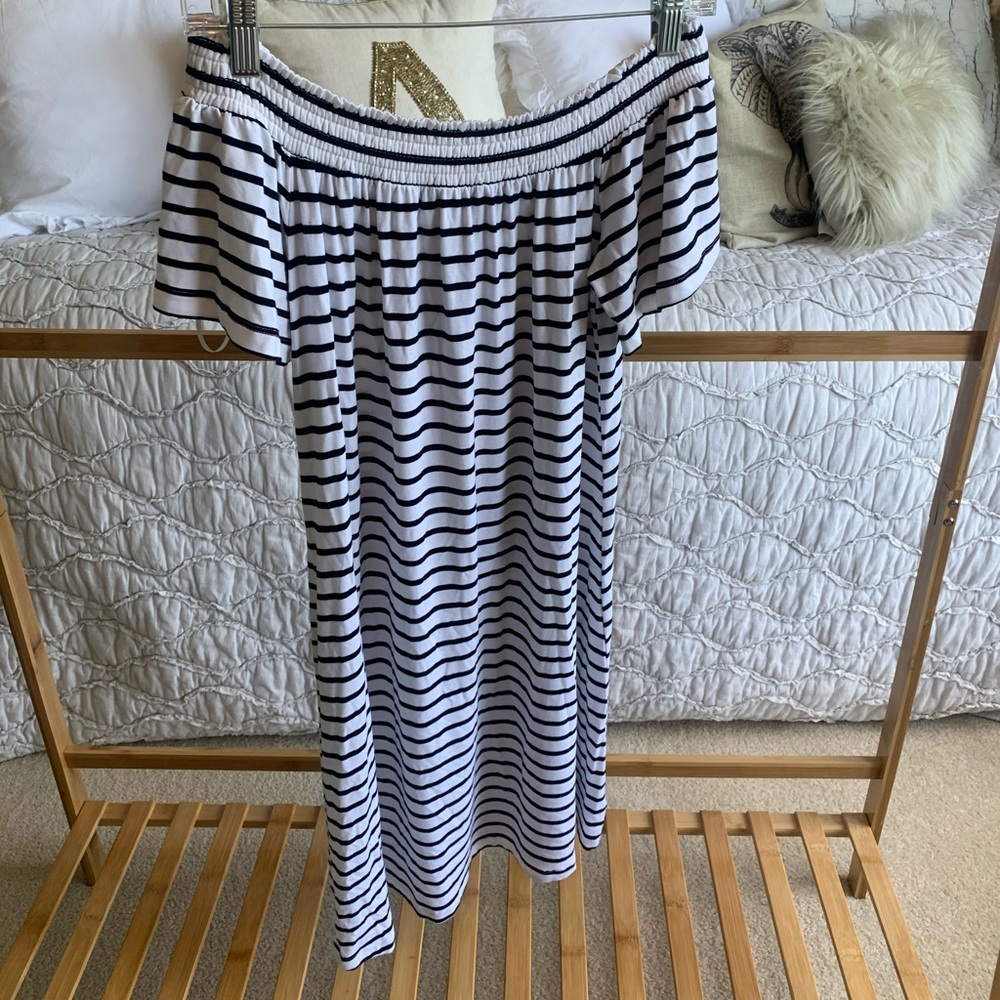 *Never Worn* Off the Shoulder Striped Dress